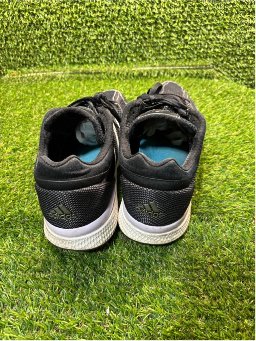 Men's Adidas Athletic Shoes Size 12 Black and White #E124